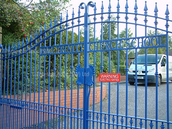 Electric SCHOOL Gates,Somerset